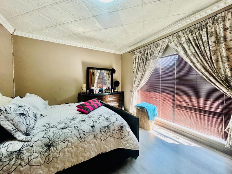 4 Bedroom Property for Sale in Vanderbijlpark CE Gauteng