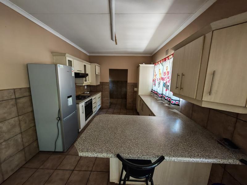 4 Bedroom Property for Sale in Vanderbijlpark SE 6 Gauteng