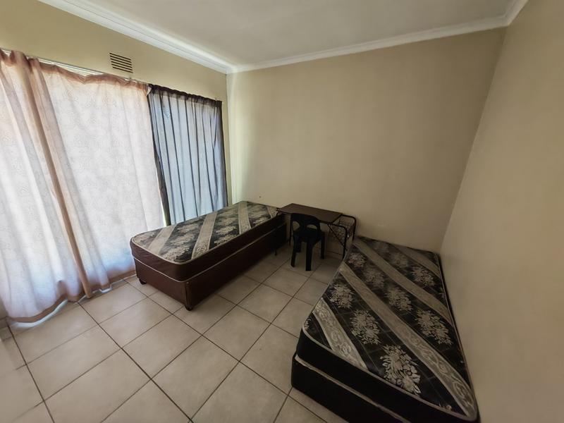 4 Bedroom Property for Sale in Vanderbijlpark SE 6 Gauteng