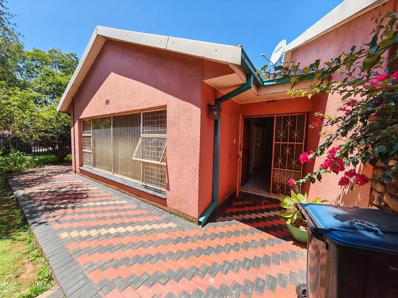 3 Bedroom Property for Sale in Vanderbijlpark SE 7 Gauteng
