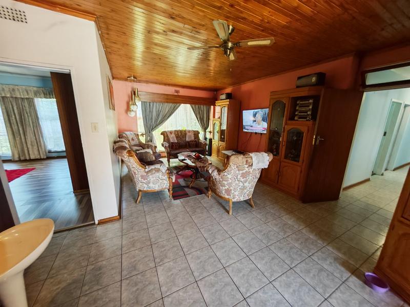 3 Bedroom Property for Sale in Vanderbijlpark SE 7 Gauteng