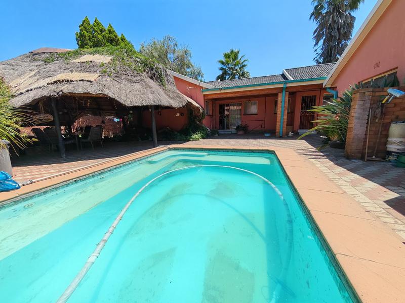 3 Bedroom Property for Sale in Vanderbijlpark SE 7 Gauteng