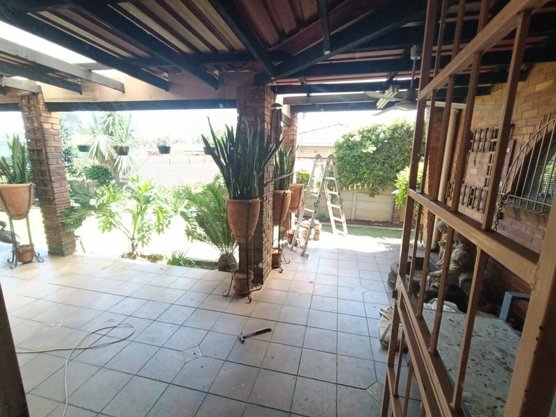 To Let 3 Bedroom Property for Rent in Geduld Gauteng