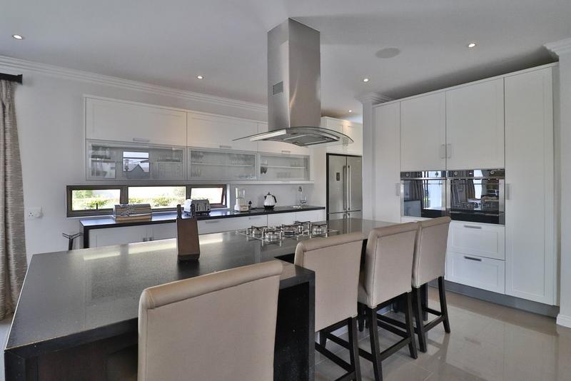 To Let 4 Bedroom Property for Rent in Copperleaf Estate Gauteng