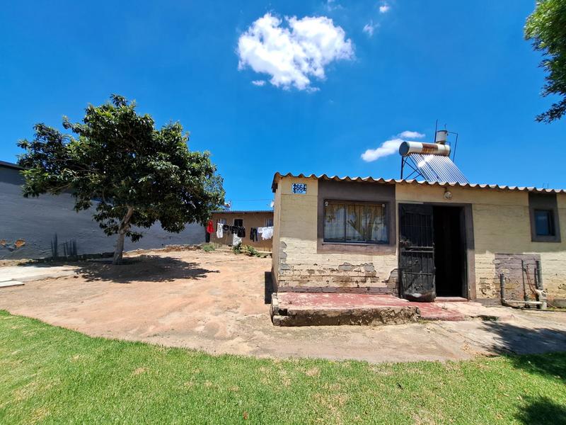 4 Bedroom Property for Sale in Kaalfontein Gauteng
