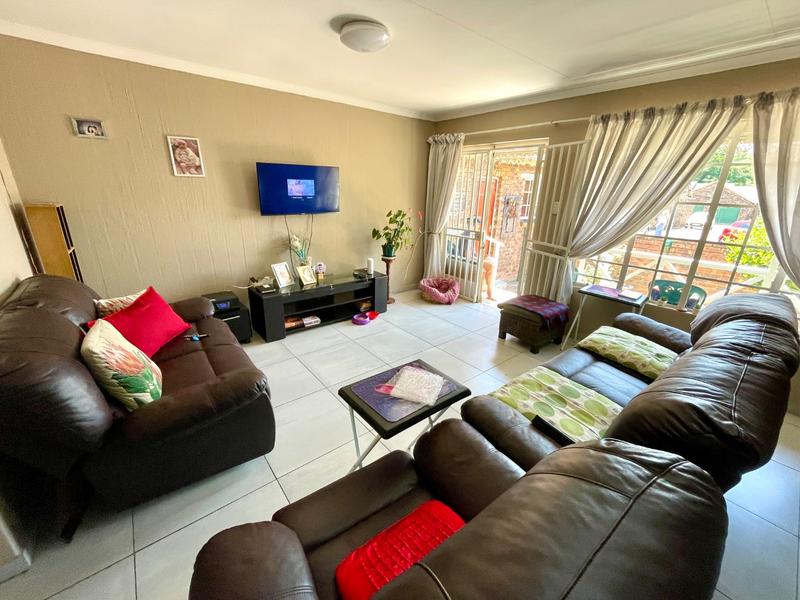 2 Bedroom Property for Sale in Krugersdorp North Gauteng