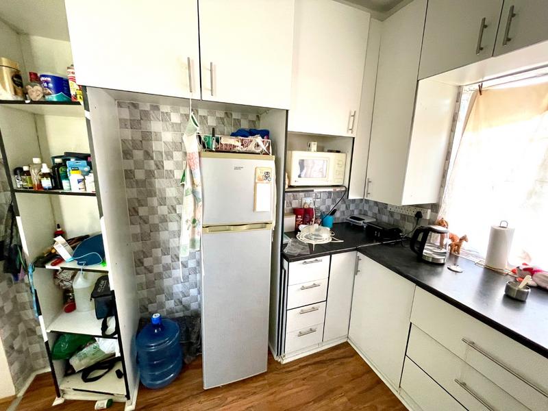 5 Bedroom Property for Sale in Quellerie Park Gauteng