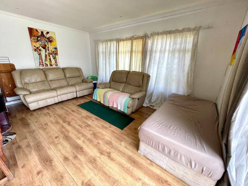 5 Bedroom Property for Sale in Quellerie Park Gauteng