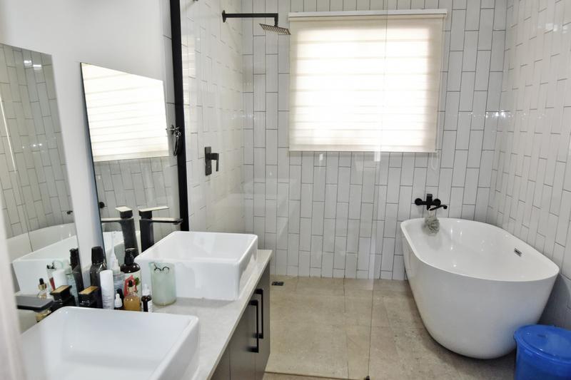 3 Bedroom Property for Sale in Morningside Gauteng