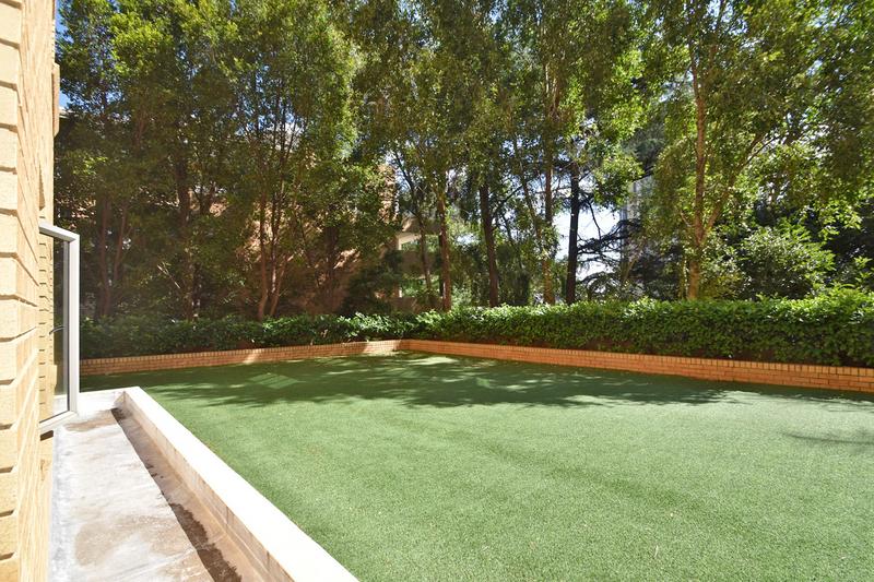 2 Bedroom Property for Sale in Morningside Gauteng