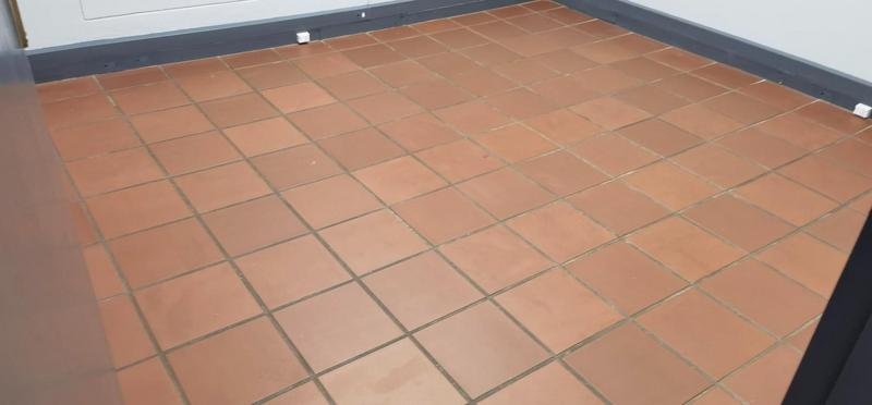 To Let commercial Property for Rent in Die Hoewes Gauteng