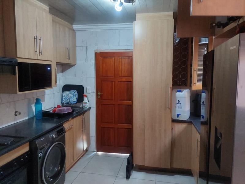 3 Bedroom Property for Sale in The Orchards Gauteng