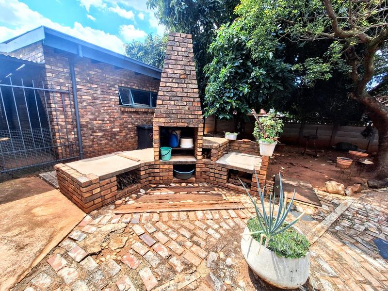 3 Bedroom Property for Sale in The Orchards Gauteng