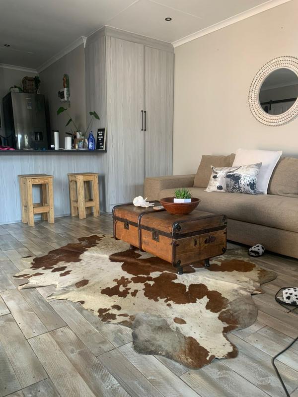 To Let 1 Bedroom Property for Rent in Eldoraigne Gauteng