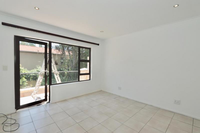 3 Bedroom Property for Sale in Broadacres Gauteng