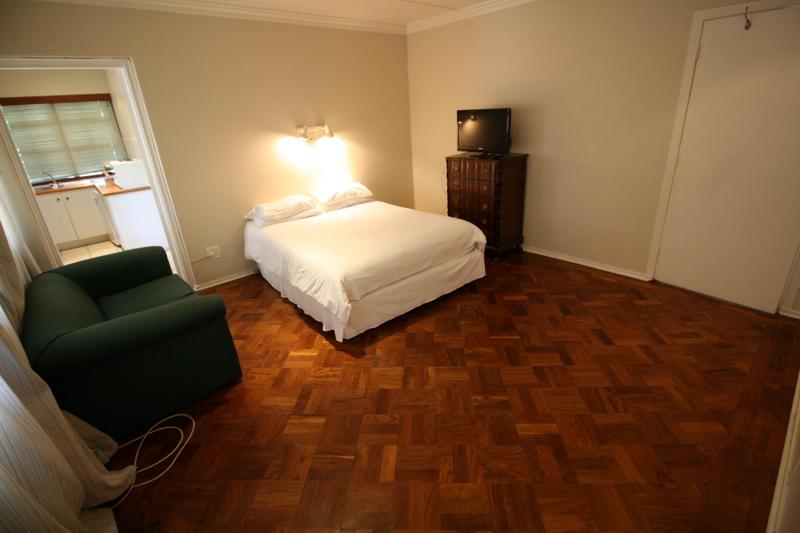 1 Bedroom Property for Sale in Hyde Park Gauteng