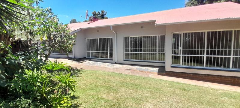 3 Bedroom Property for Sale in Clubview Gauteng