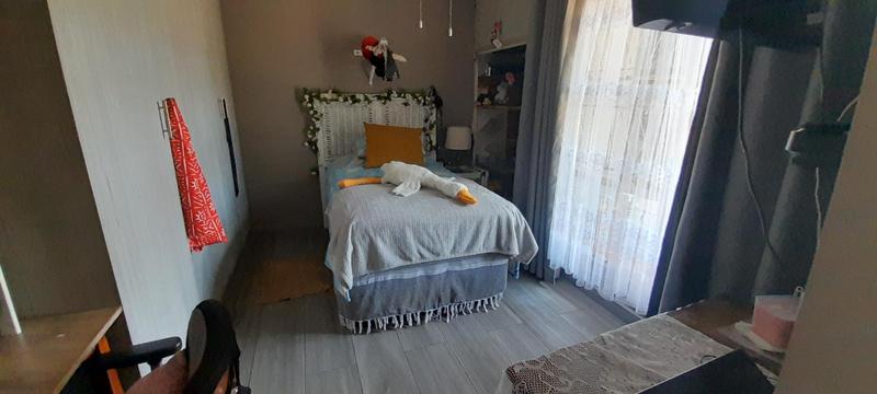 3 Bedroom Property for Sale in Valhalla Gauteng