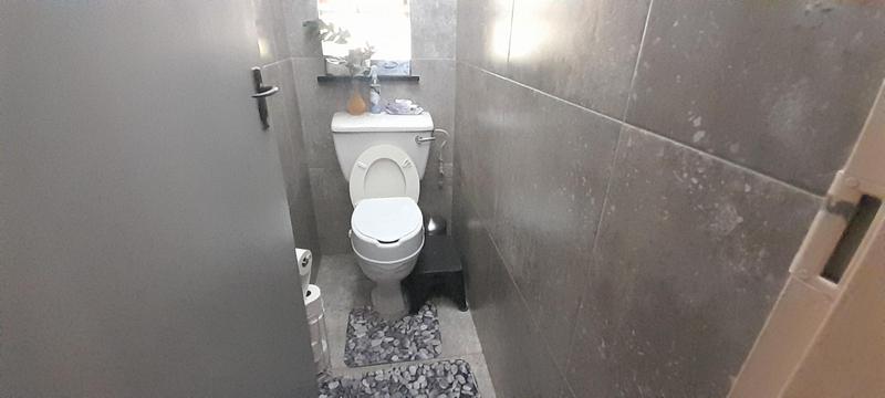 3 Bedroom Property for Sale in Valhalla Gauteng