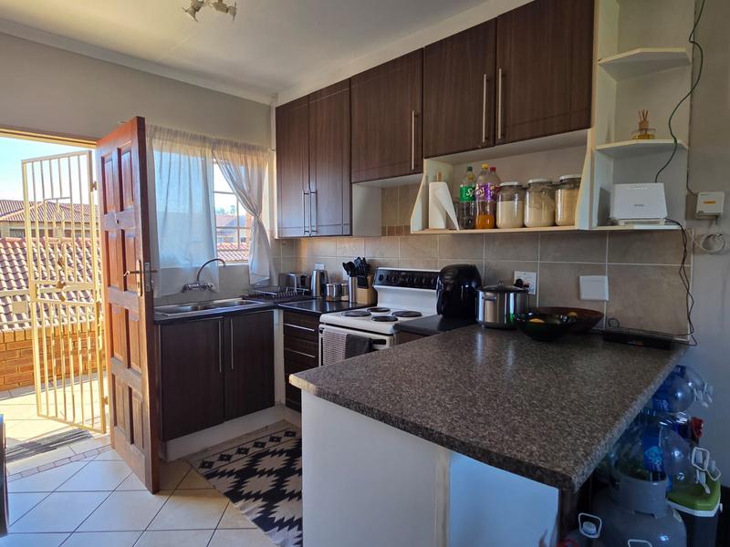 2 Bedroom Property for Sale in Mooikloof Ridge Gauteng