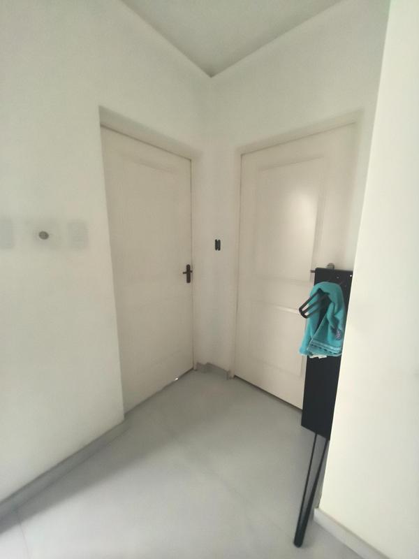 5 Bedroom Property for Sale in Monavoni Gauteng