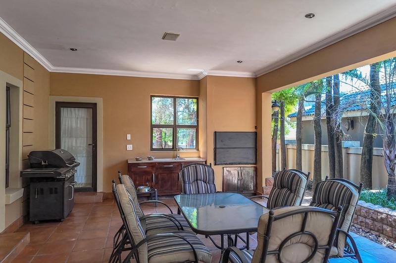 5 Bedroom Property for Sale in Midstream Estate Gauteng