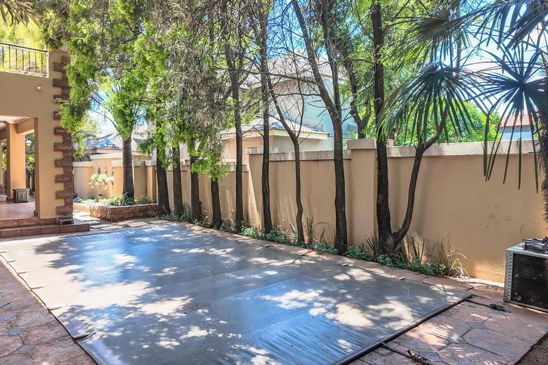 5 Bedroom Property for Sale in Midstream Estate Gauteng