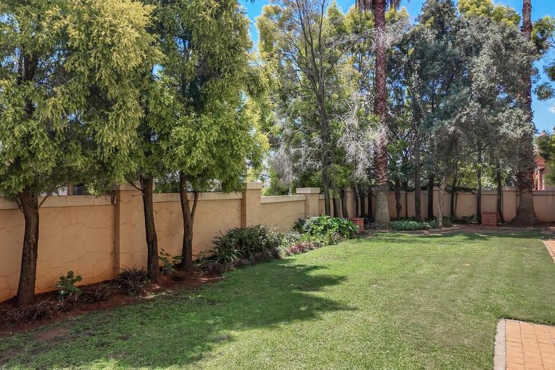 5 Bedroom Property for Sale in Midstream Estate Gauteng