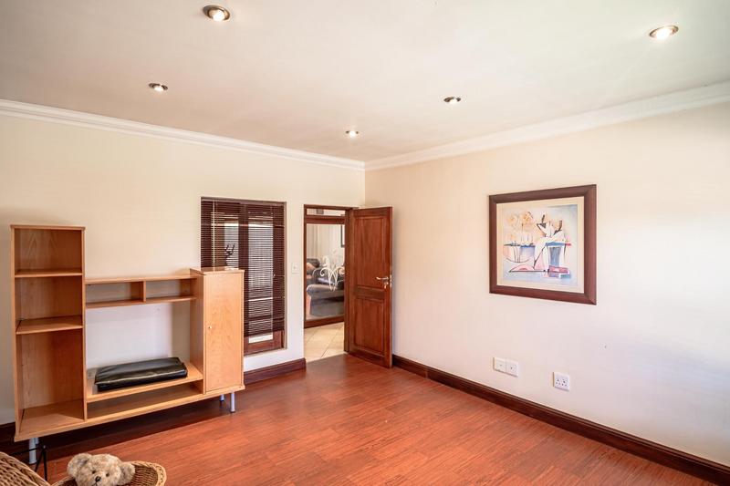 5 Bedroom Property for Sale in Midstream Estate Gauteng