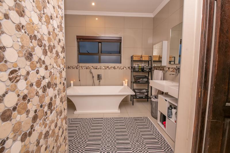 4 Bedroom Property for Sale in Midlands Estate Gauteng