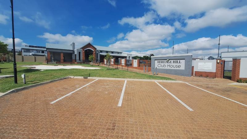5 Bedroom Property for Sale in Heritage Hill Gauteng