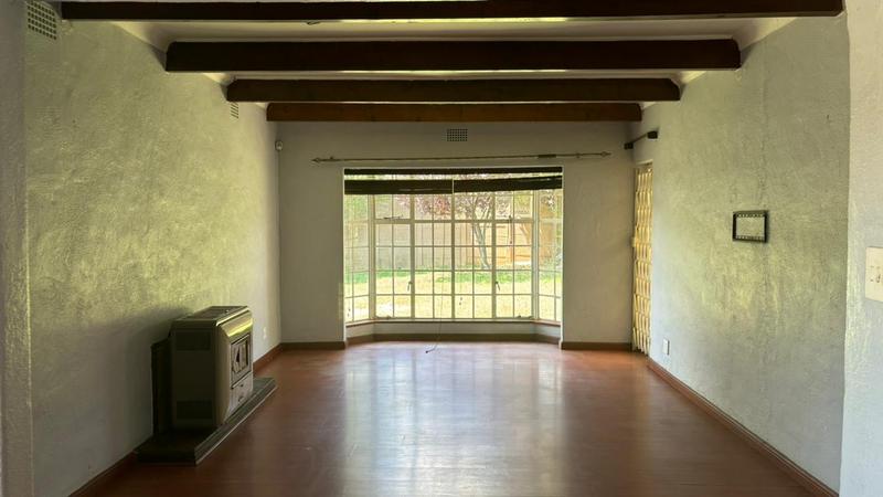 To Let 3 Bedroom Property for Rent in Mondeor Gauteng