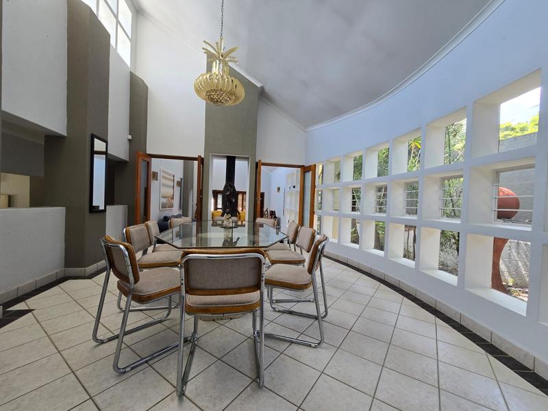 To Let 4 Bedroom Property for Rent in Waterkloof A H Gauteng