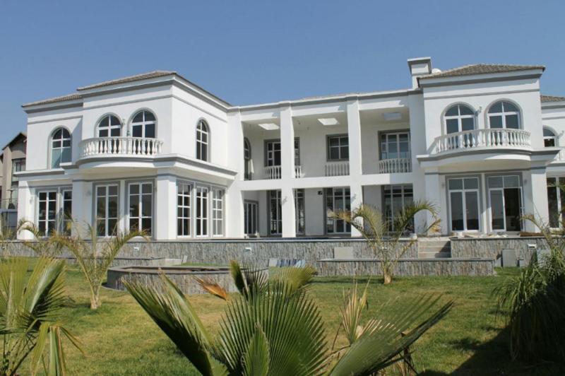 To Let 5 Bedroom Property for Rent in Waterkloof Heights Gauteng