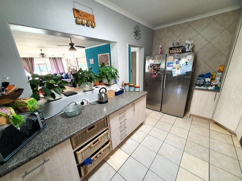 3 Bedroom Property for Sale in Florauna Gauteng