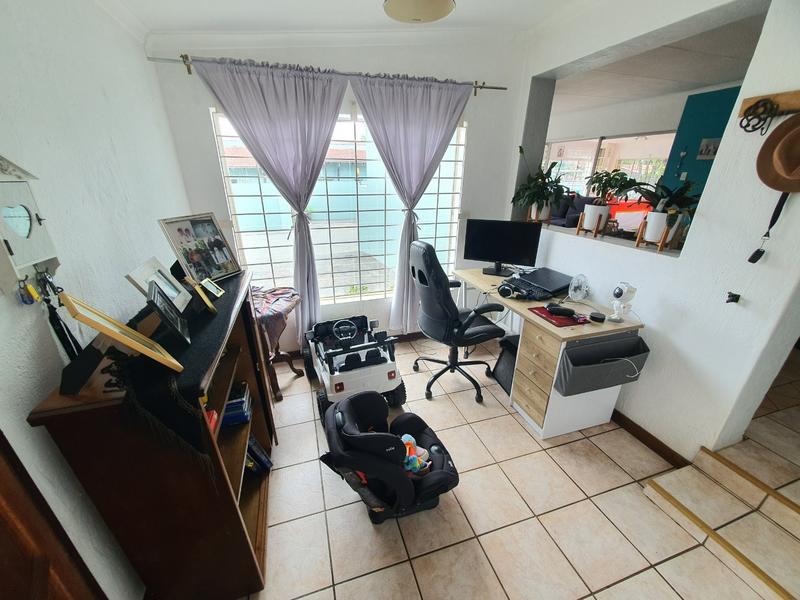 3 Bedroom Property for Sale in Florauna Gauteng