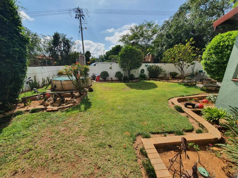 3 Bedroom Property for Sale in Florauna Gauteng
