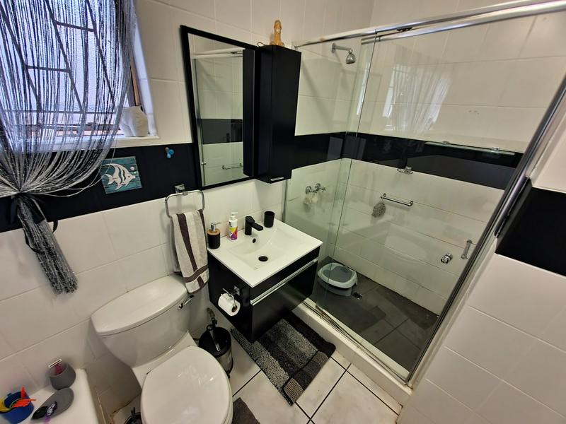 3 Bedroom Property for Sale in Florauna Gauteng