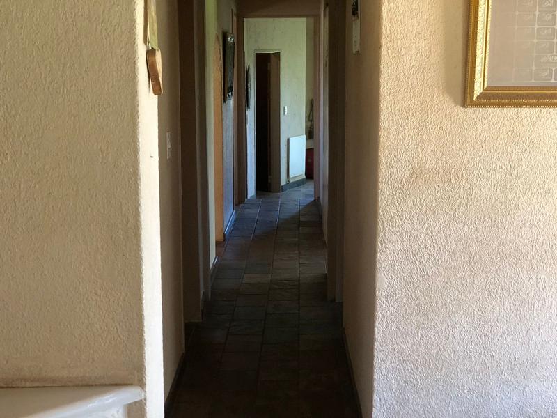 4 Bedroom Property for Sale in Allens Nek Gauteng