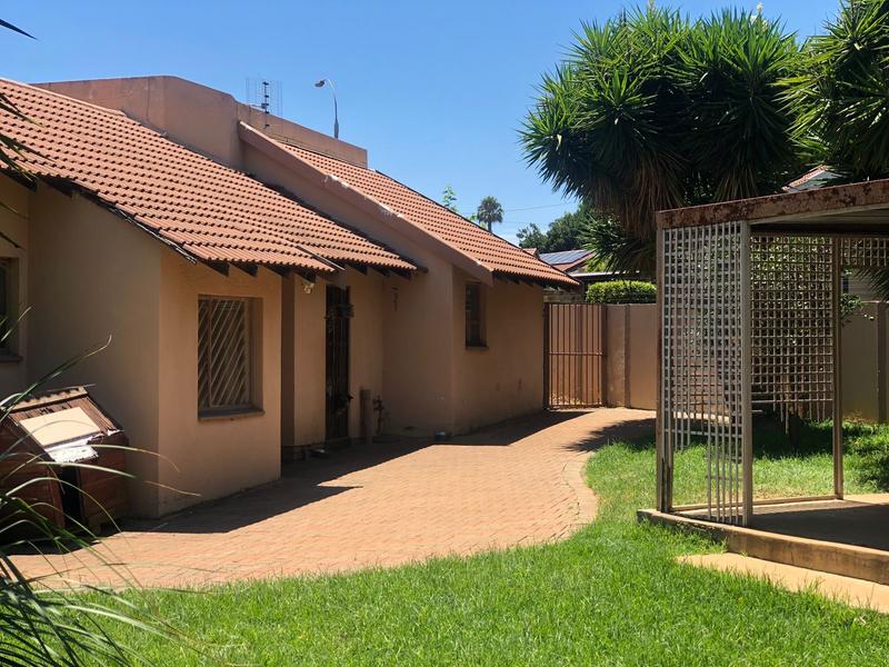 4 Bedroom Property for Sale in Allens Nek Gauteng