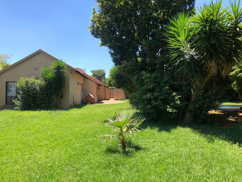 4 Bedroom Property for Sale in Allens Nek Gauteng