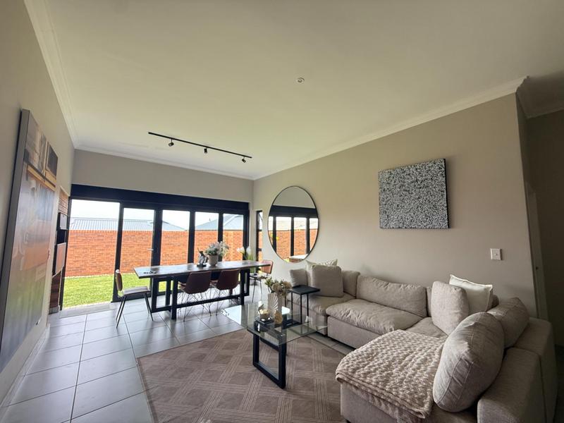 3 Bedroom Property for Sale in Six Fountains Estate Gauteng