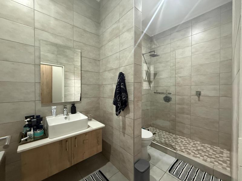 3 Bedroom Property for Sale in Six Fountains Estate Gauteng