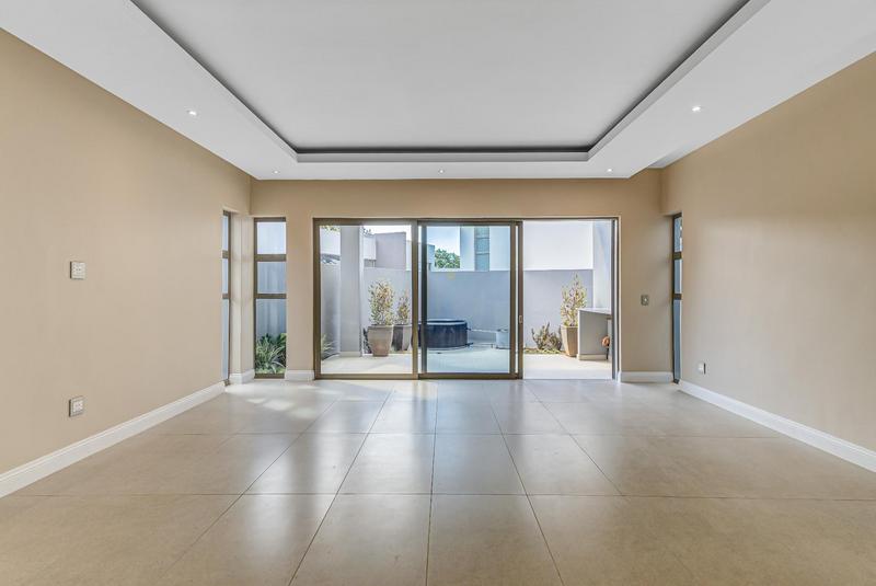 To Let 3 Bedroom Property for Rent in Bryanston Gauteng