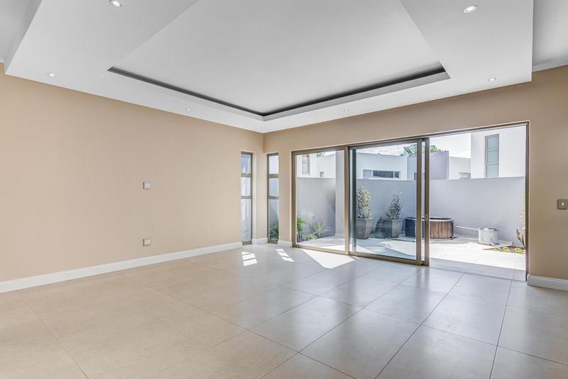 To Let 3 Bedroom Property for Rent in Bryanston Gauteng