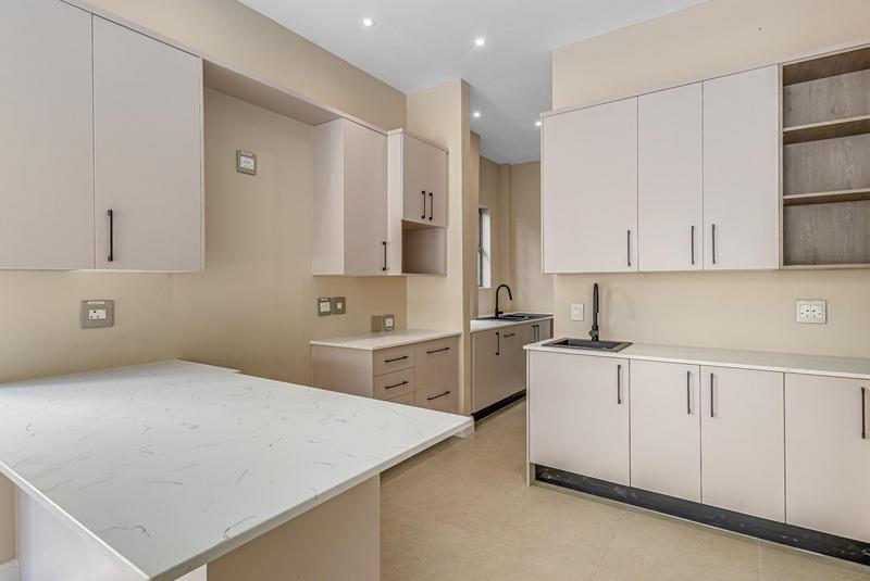 To Let 3 Bedroom Property for Rent in Bryanston Gauteng