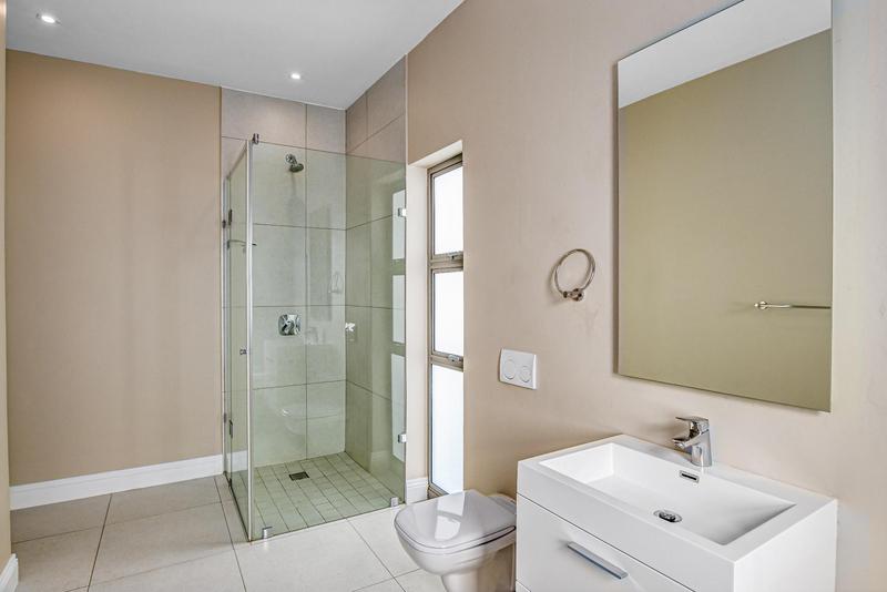 To Let 3 Bedroom Property for Rent in Bryanston Gauteng