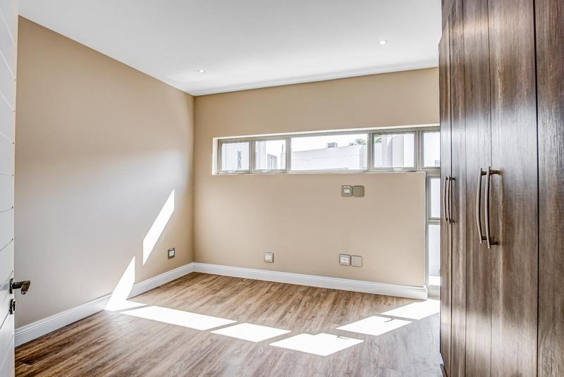 To Let 3 Bedroom Property for Rent in Bryanston Gauteng