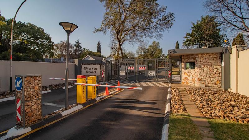 To Let 1 Bedroom Property for Rent in Bedfordview Gauteng