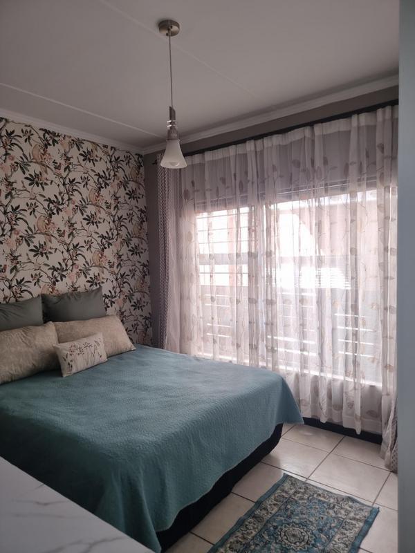 3 Bedroom Property for Sale in Greenstone Hill Gauteng